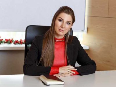 Як портал ua.news підсанкційної Альони Шевцової допомагає ухилятися від мобілізації